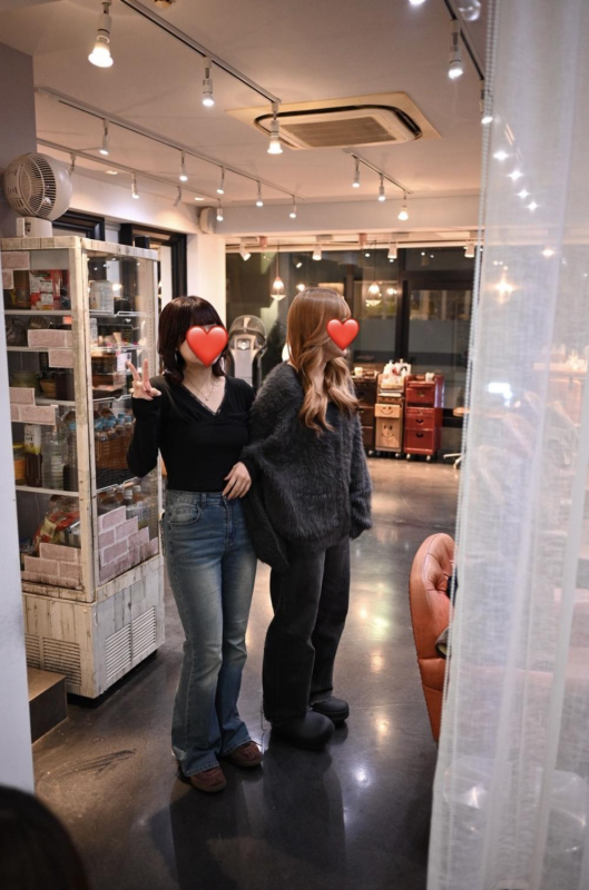 スタッフ写真を撮影しました(^^)