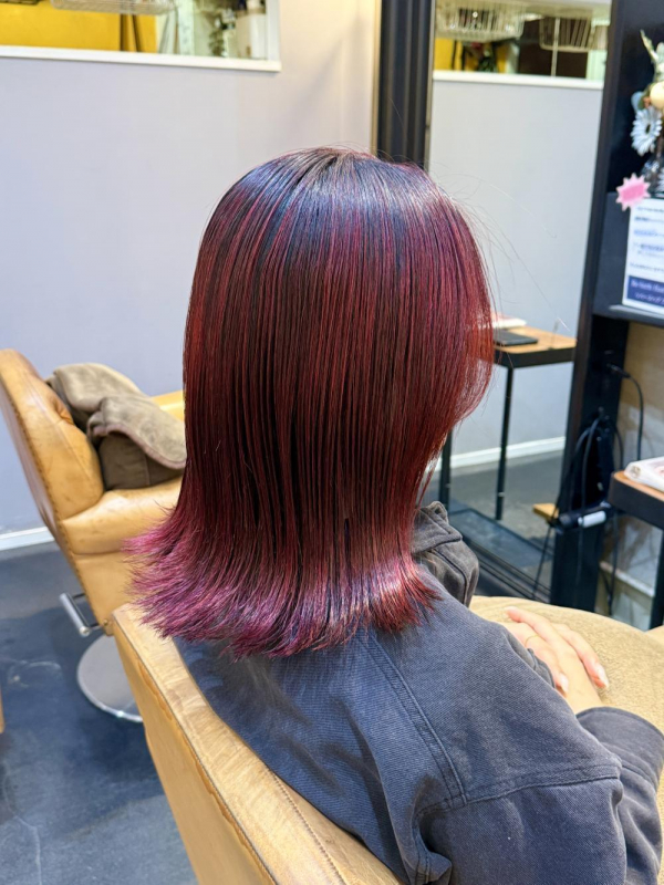 冬のコートにも映える髪色