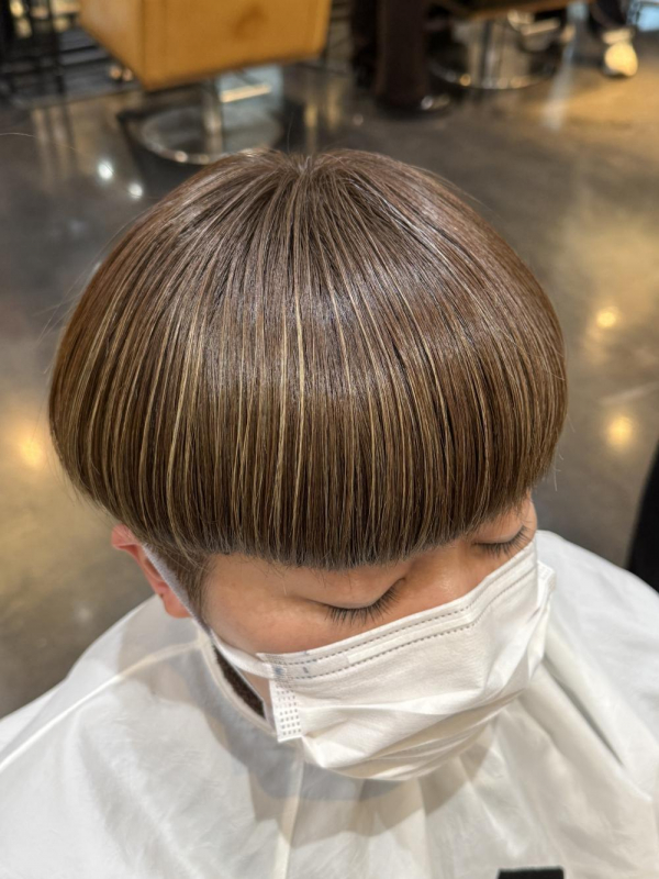 つやめきマッシュスタイル