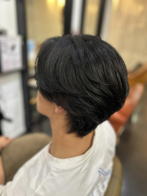 乾かすだけで整う大人の毛流れパーマ