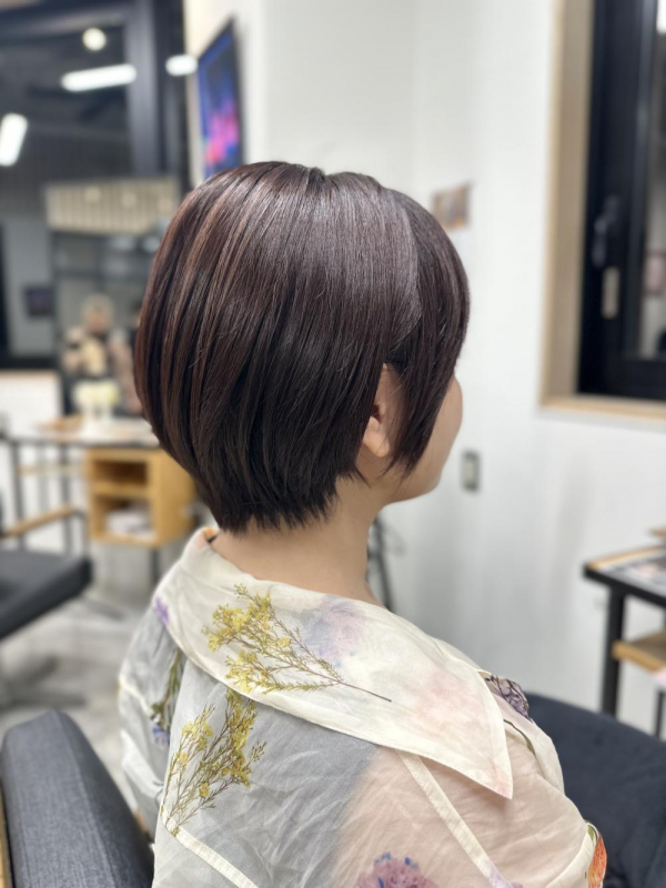 横顔が映える上品ショート