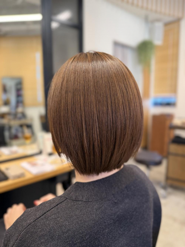 やわらかく女性らしいナチュラルボブ