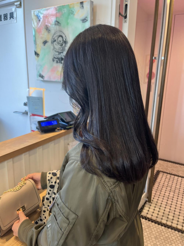 季節の変わり目ヘアカラーしませんか？