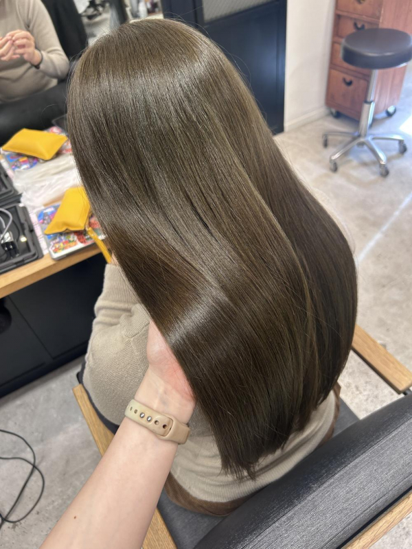 ベージュを混ぜて春らしく！！