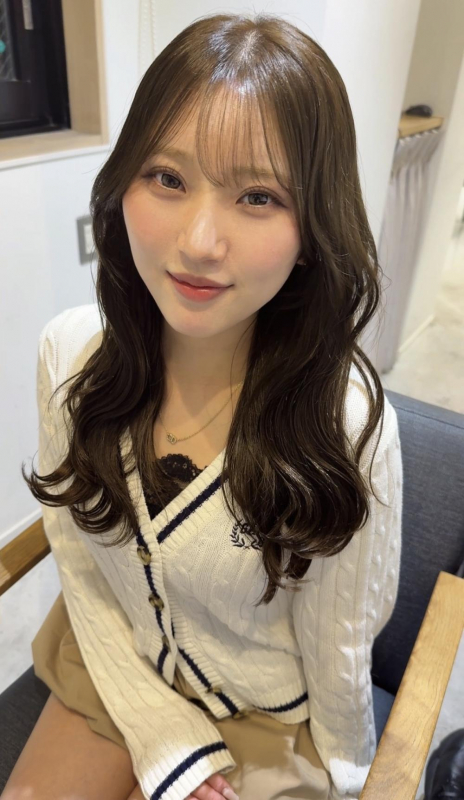 春オリーブカラー